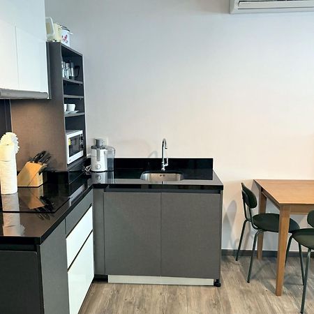 The Deck Condominium By Lofty Patong Bagian luar foto