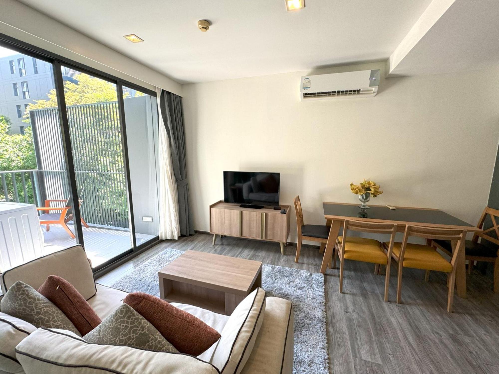 The Deck Condominium By Lofty Patong Bagian luar foto