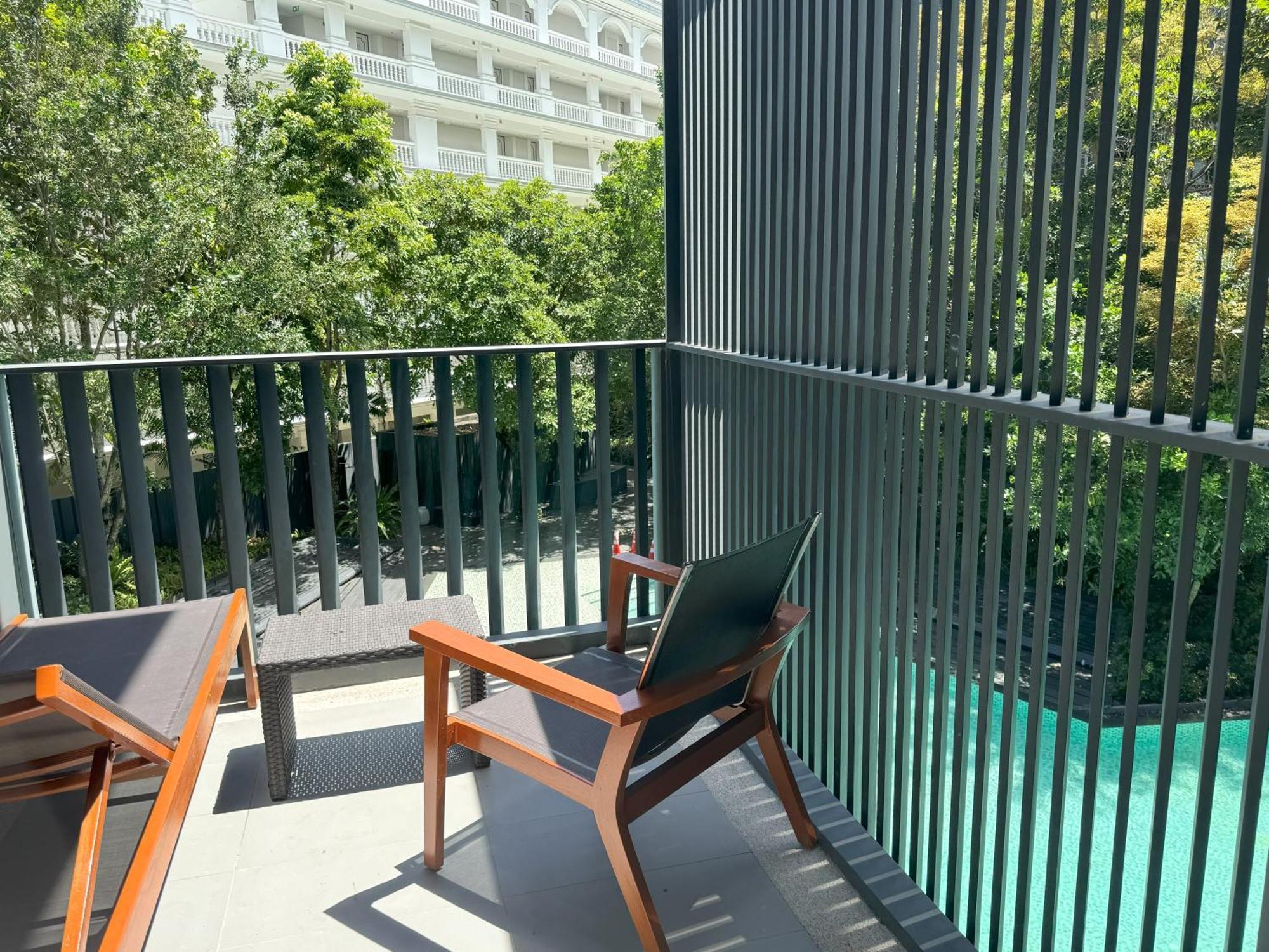 The Deck Condominium By Lofty Patong Bagian luar foto
